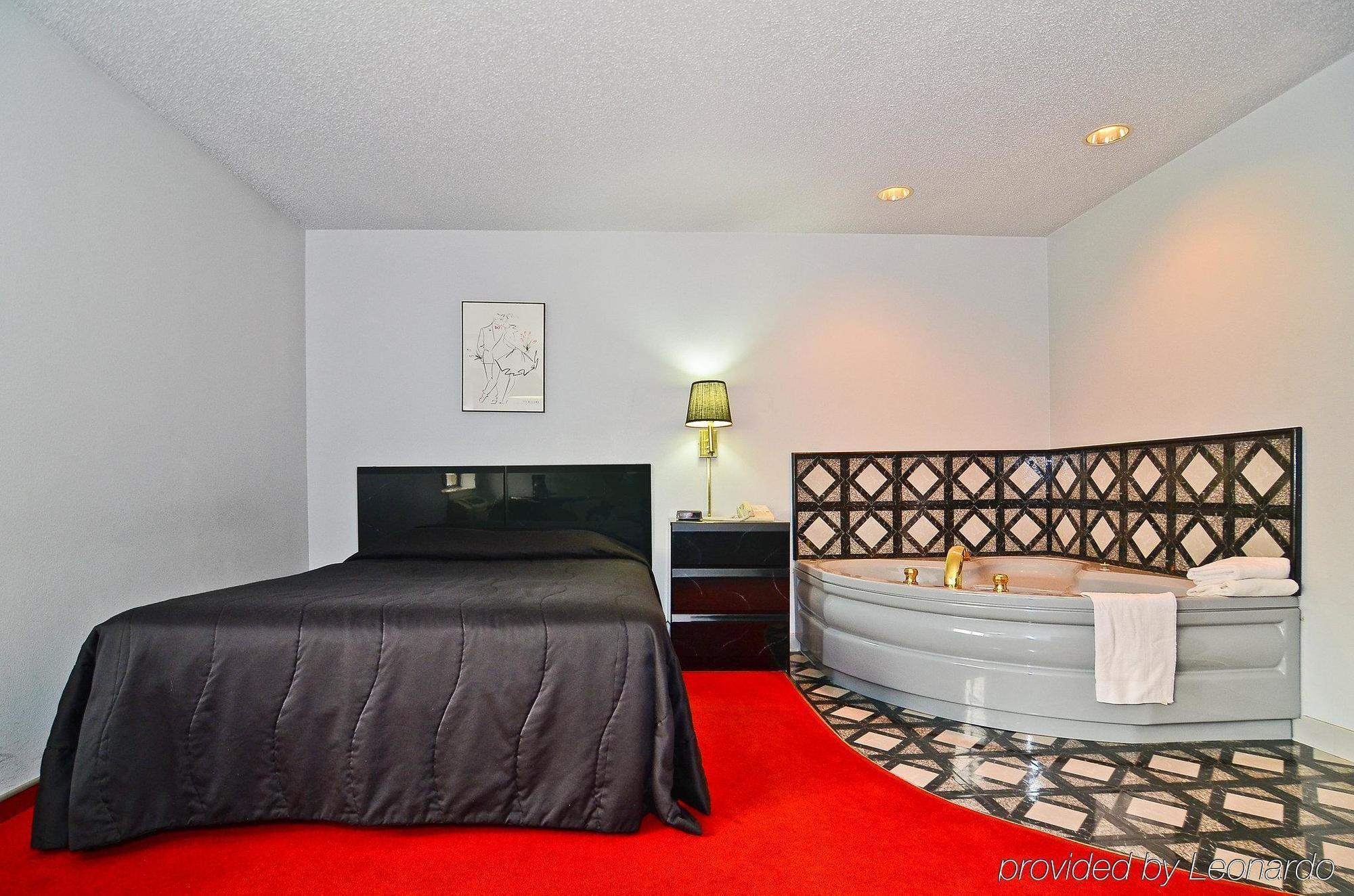 Quality Inn New London Room photo